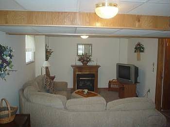 5th image of 23 Sun Valley Dr