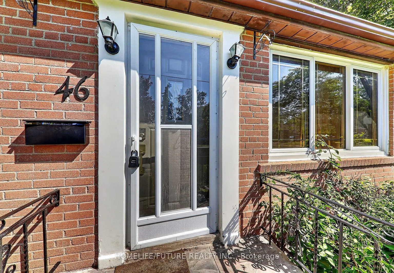 3 bed, $2,800 — Photo 2