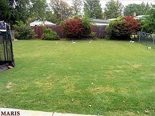 3rd image of 7819 Milan Ave