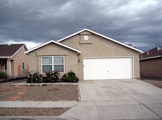 5605 Crown Ridge Rd NW, Albuquerque, NM 87114