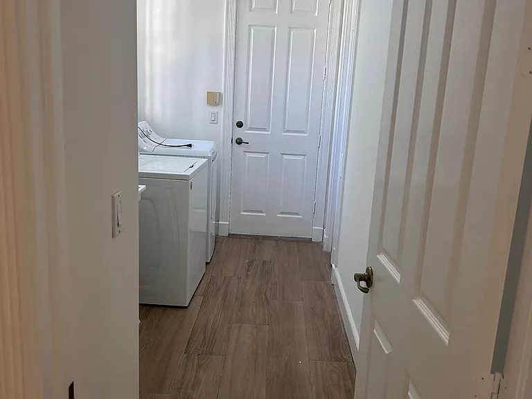 8992 Lakes Blvd — Photo 27