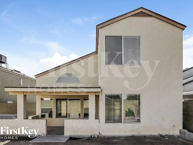 3954 W Camino Del Rio Rd — Photo 14
