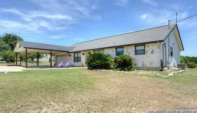 525 River Ranch Dr — Photo 1