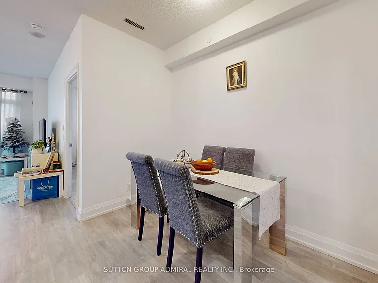 7890 Bathurst St #1703 — Photo 10