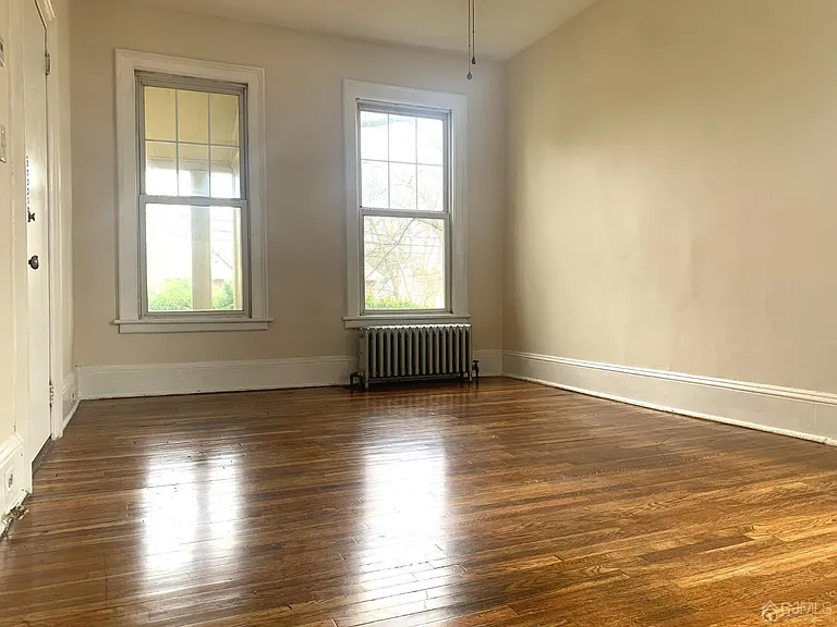 207 Woodbridge Ave #A — Photo 5