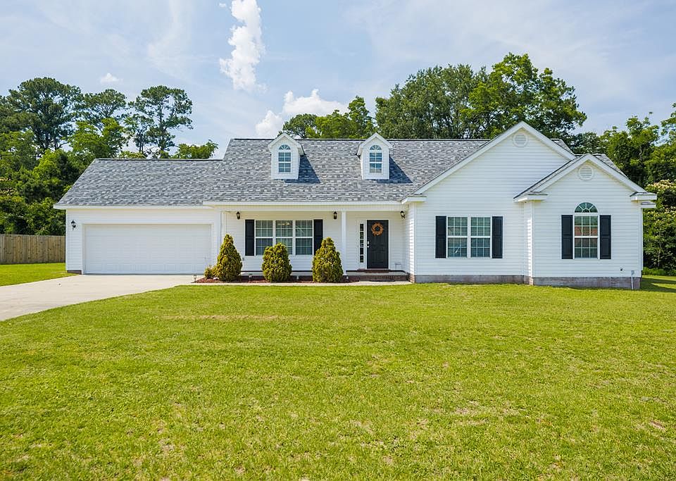 1st image of 223 Harlee Ln