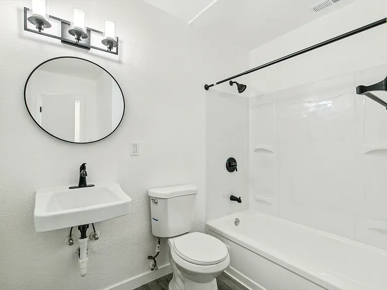 3925 E San Miguel St — Photo 13