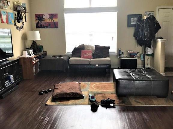 3rd image of 11464 Rolling River Blvd