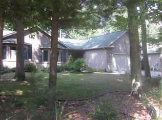 2860 S Townline Rd #6A, Houghton Lake, MI 48629