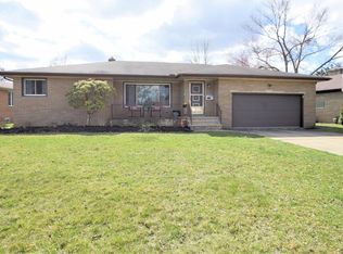 13689 Claremont Ave, Middleburg Heights, OH 44130