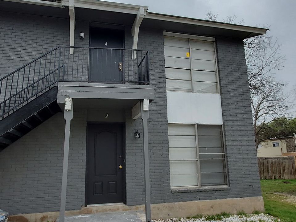 1st image of 2014 Anchor Dr APT 4