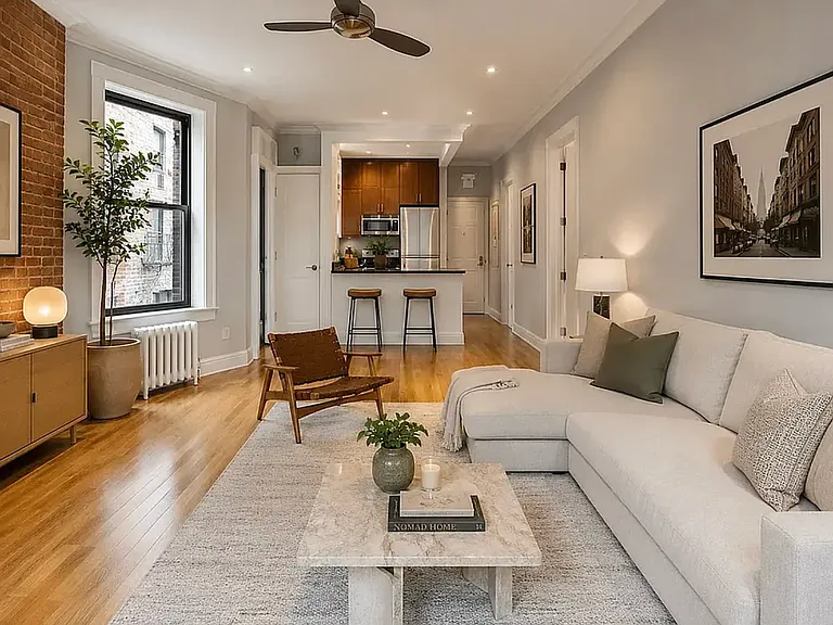 252 Mott St #4F — Photo 1