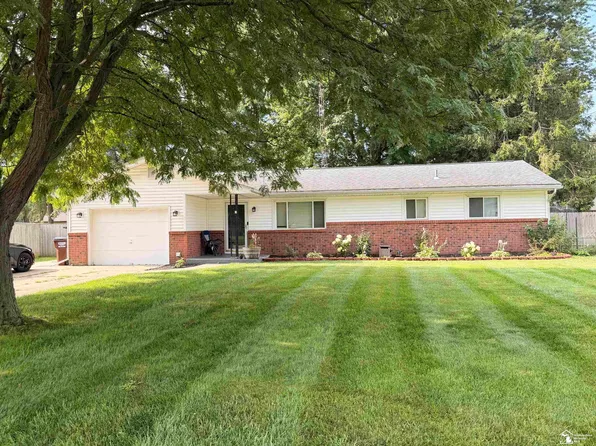 63 Marengo Dr, Temperance, MI 48182