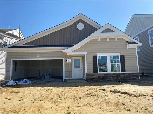 186 Norfleet Ln, Suffolk, VA 23434