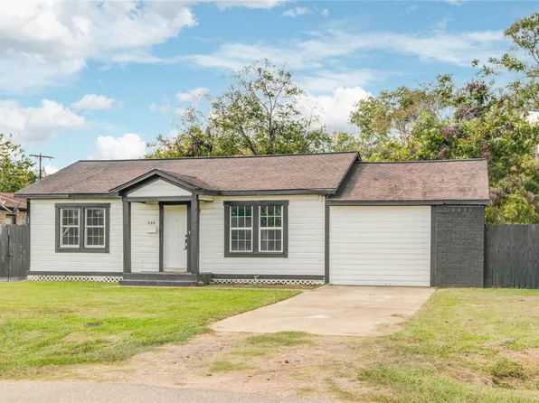 609 Hurst St, Angleton, TX 77515