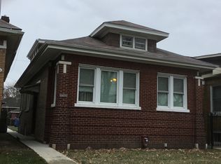 3128 N Kilbourn Ave, Chicago, IL 60641