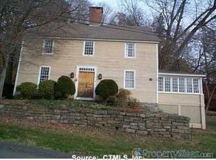 21 Knowles Rd, Middle Haddam, CT 06456