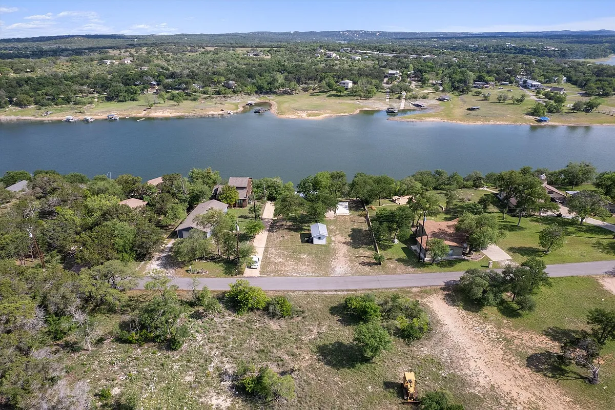Building Photo - 25413 Pedernales Point Dr
