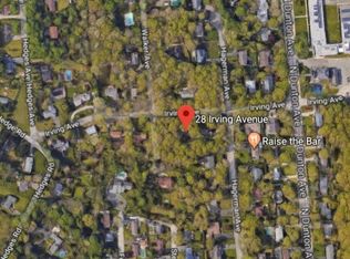 28 Erving Ave, E Patchogue, NY 11772