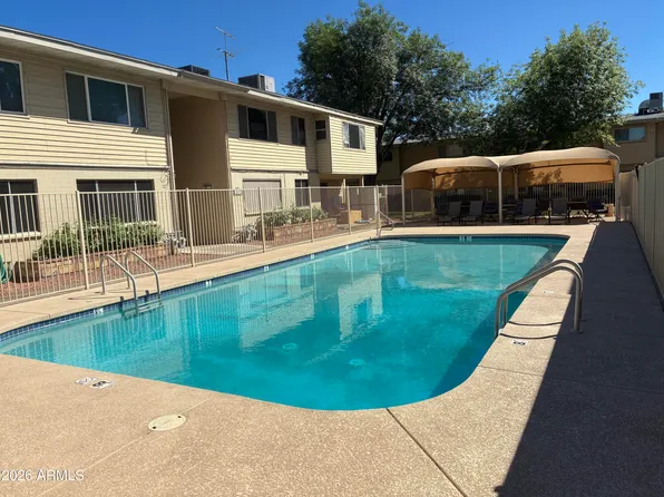 2635 W Rose Lane #B-215, Phoenix, AZ 85017