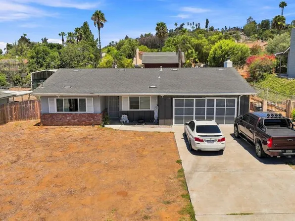 1572 Hidden Mesa Rd, El Cajon, CA 92019