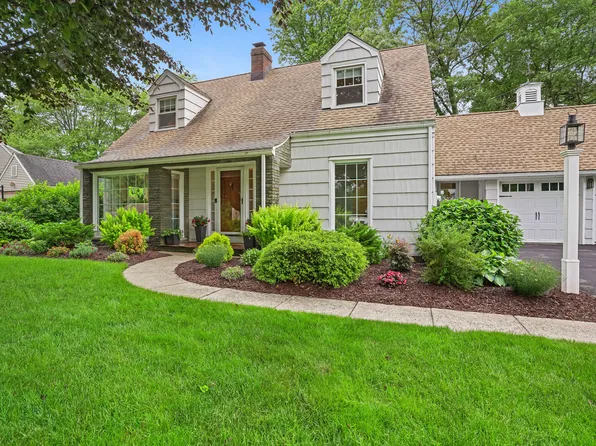 86 Lorma Avenue, Trumbull, CT 06611