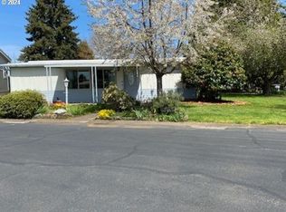 450 SE Lacreole Dr #42, Dallas, OR 97338