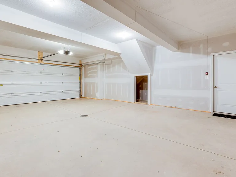 5003 Stefano Dr — Photo 46