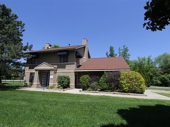 2nd image of 101 Oakbrook Dr #209