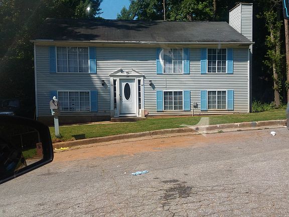 3rd image of 3289 Arnhem Ct