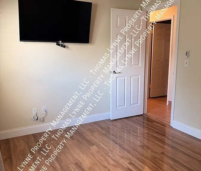 7029 Talbot Dr — Photo 10