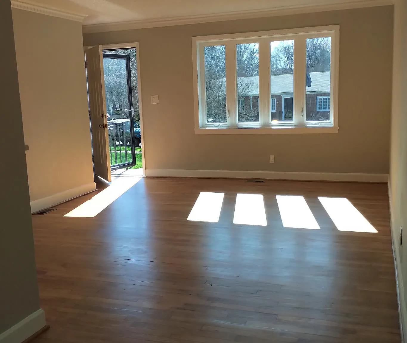 2 bed, 768 sqft, $1,995 — Photo 2