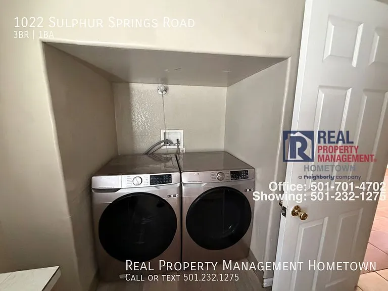 1022 Sulphur Springs Rd — Photo 9