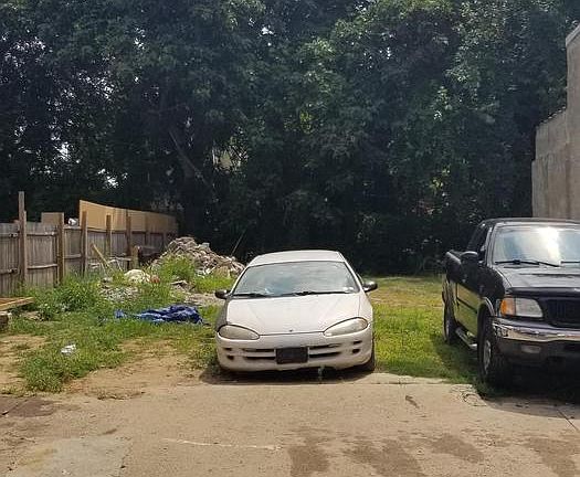 3rd image of 2319 N Smedley St