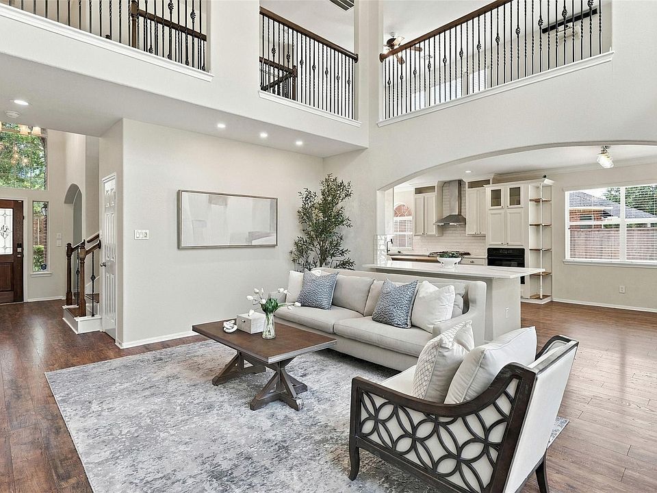 1st image of 7807 Ravens Point Dr