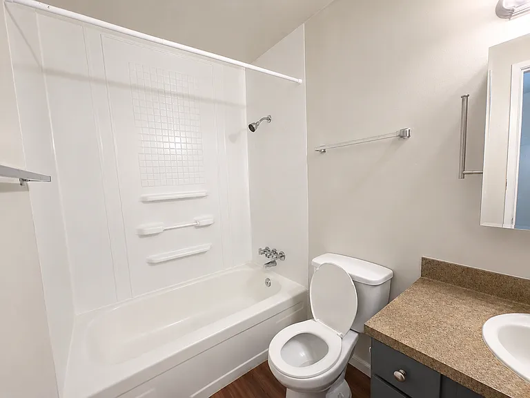 Eastside Apartments LLC — Photo 5