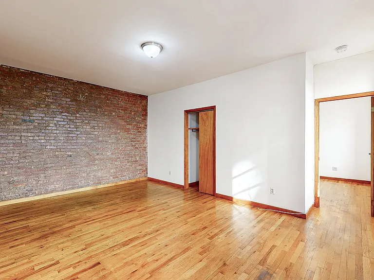 200 W 85th St #2C — Photo 3