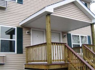 698 South St APT 4, Highland, NY 12528