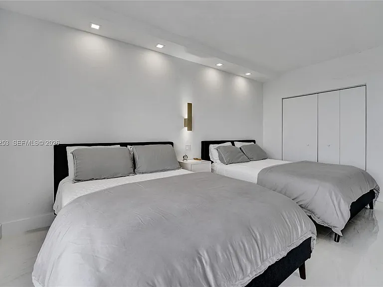 20281 E Country Club Dr #1503 — Photo 45
