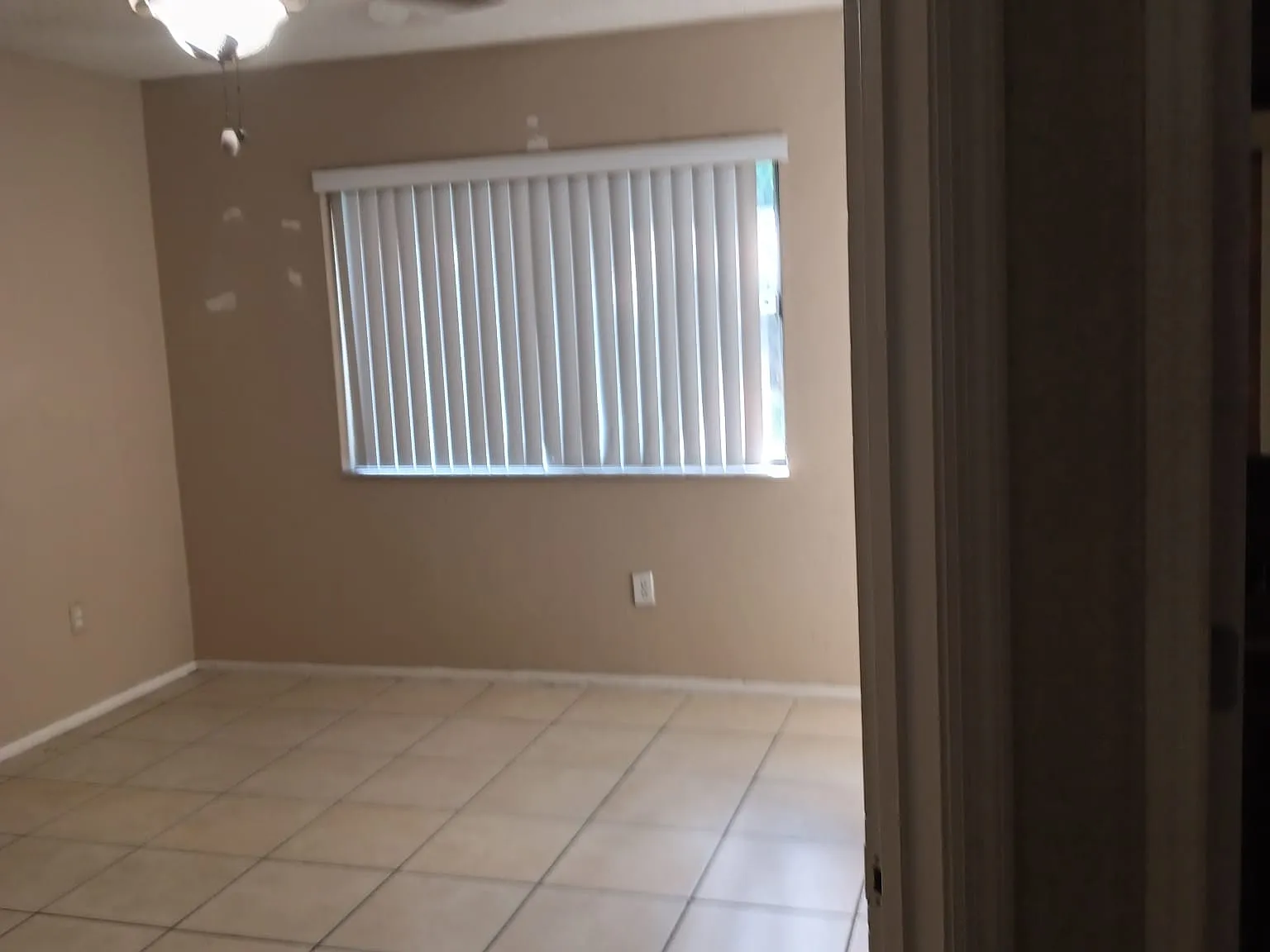 3 bed, 1314 sqft, $1,800 — Photo 2
