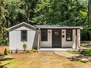 30 Pineridge Rd SE, Smyrna, GA 30080