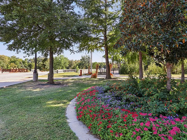 The Village at Waxahachie — Photo 22