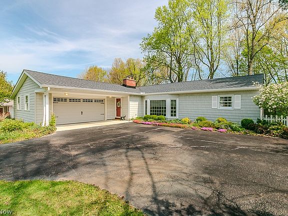 2nd image of 7761 Fairlawn Dr