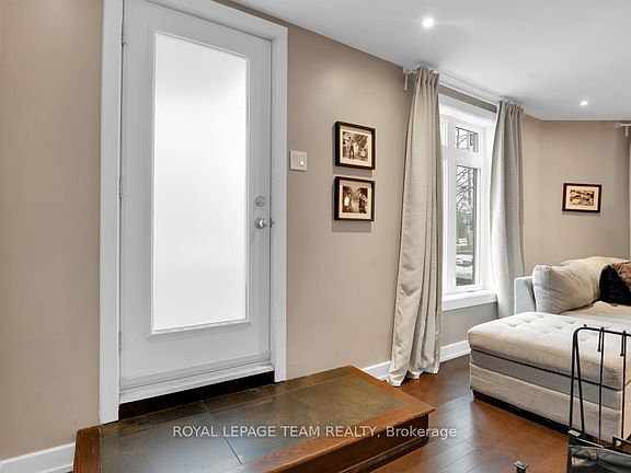 5th image of 997 N River Rd #101C