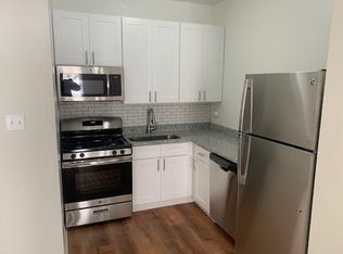 7600 N Sheridan Rd #107-B, Chicago, IL 60626