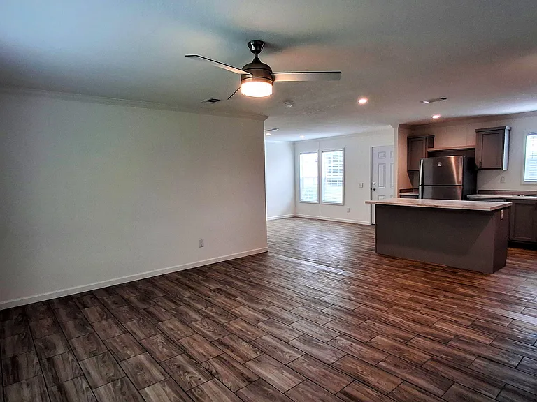 Royal Palm Village — Photo 54