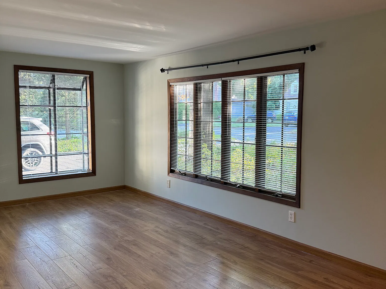 4 bed, 1700 sqft, $4,800 — Photo 3