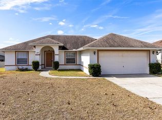 137 Country Lakes Cir, Groveland, FL 34736