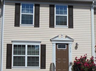 313 Moseby Ct, Manassas Park, VA 20111