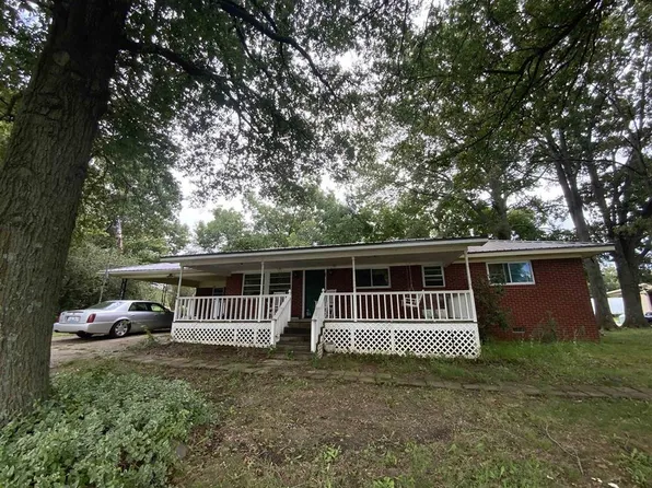 114 Broadway St, Friendship, TN 38034